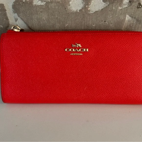 GUC - Coach Red Saffiano Zip Wallet with Gold Logo - Picture 1 of 10
